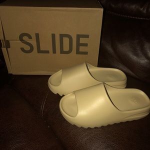 Adidas Yeezy Slide Desert Sand